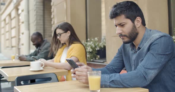 Loneliness People with Smartphones