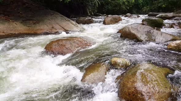 Fast water flow at the Sungai Sedim