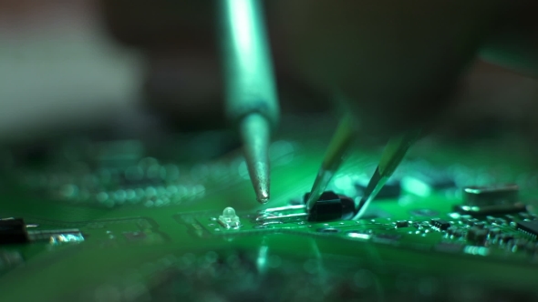 Soldering Microcontroller