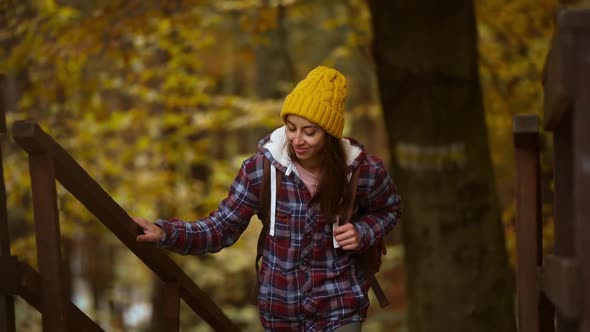 Hiking Trail Young Girl Hipster Walking Hiking Path Natural National Park