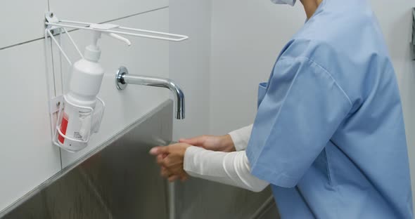 Medical professional working at a hospital alt