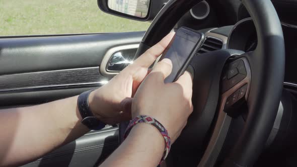 Using Smart Phone in The Car