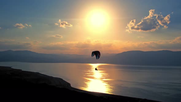 Paragliding in Sunset Cinematic
