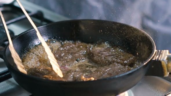 of Frying Meat's Chops.