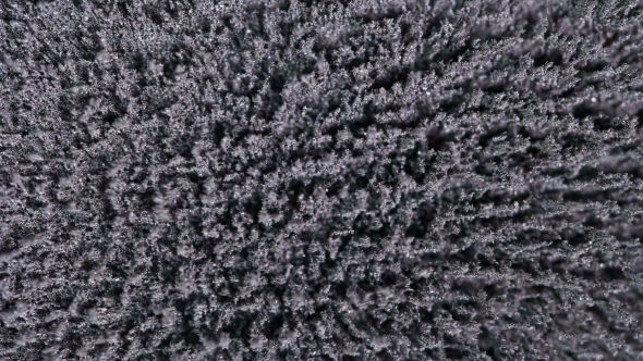 Magnetic Chips Form Patterns in a Magnetic Field alt