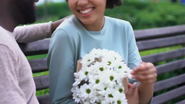 Attractive Girl Thankful to Boyfriend for Bunch of Flowers, Pleasant Surprise