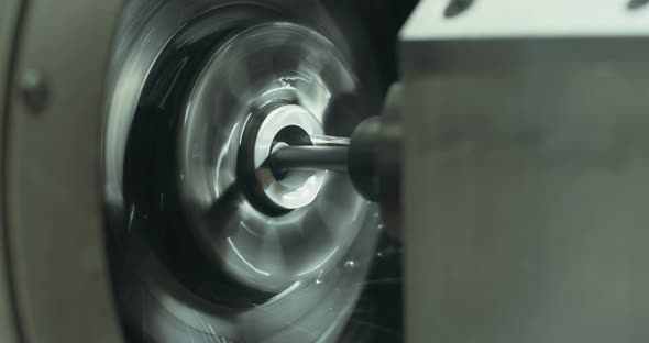 manufacturing of precision metal parts using a lathe