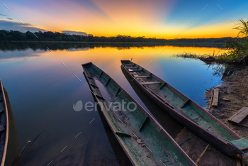 ia in Madidi National Park with two canoes in the foreground