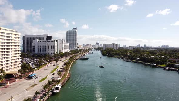 Miami Beach Warm Waters Sunny Isles Beach Fl Usa