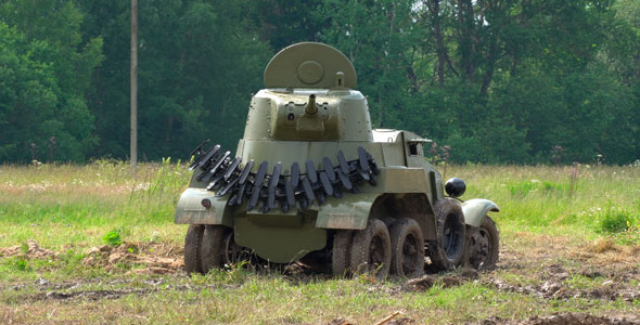 War. Armored Tank alt