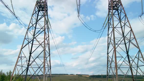 Survey of Highvoltage Power Lines By a Quadrocopter