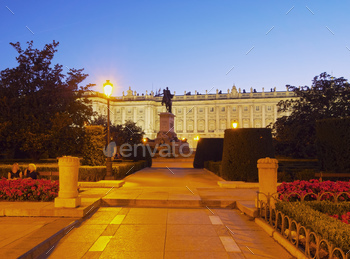 the Monument to Philip IV and the Royal Palace of Madrid.