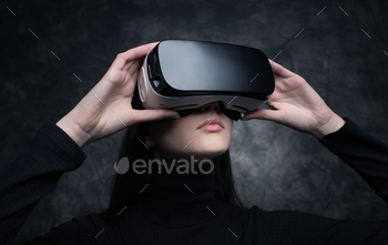 eriencing virtual reality
