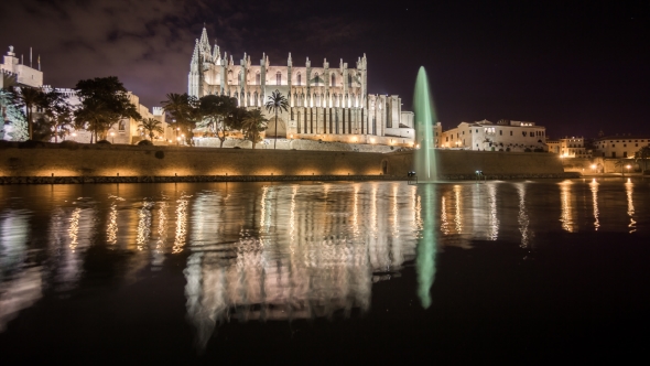 Mallorca Cathedral By Night, Rotating Camera