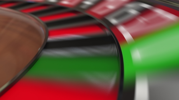 Casino Roulette Wheel Hits Zero alt