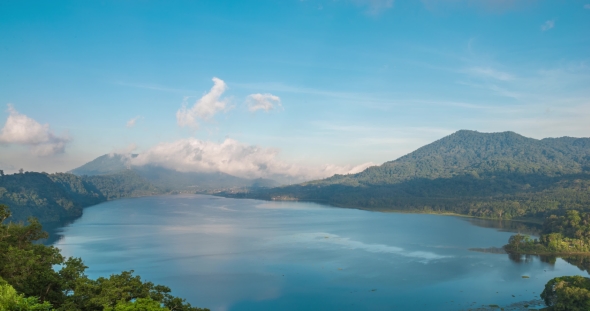 Mountain View, Buyan Lake, Bali