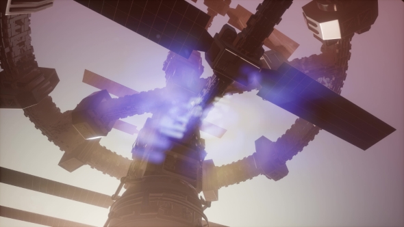 Alien UFO at Earth alt