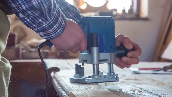 Milling Cutter Electric on a Tree