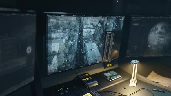 High tech software sends intelligence about target position to the police forces alt