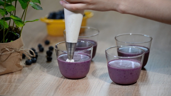 Decorate the Panna Cotta with Whipped Cream