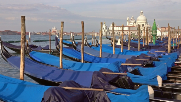 Gondolas on Canal Grande in Venice, Italy