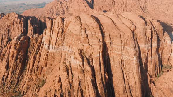 Tilting aerial of Utah's desert mountainous landscape.