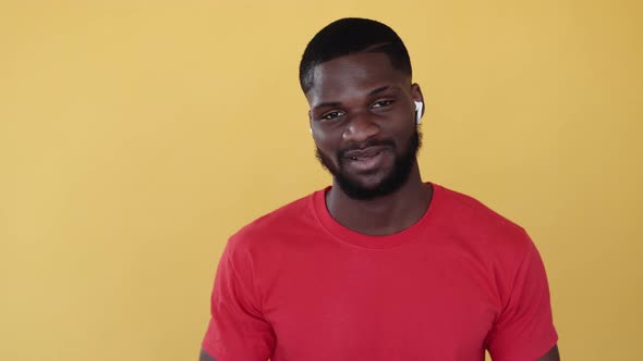 African Influencer Cheerful Black Guy Speaking