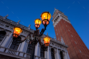 Biblioteca Nazionale Marciana and famous Venetian street-lamp.