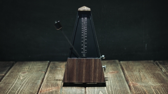 Vintage Metronome Beats the Rhythm