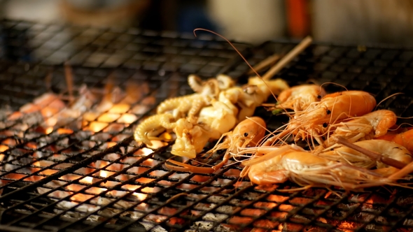 Shrimp Grill in Night Food Market, Thailand Street Food