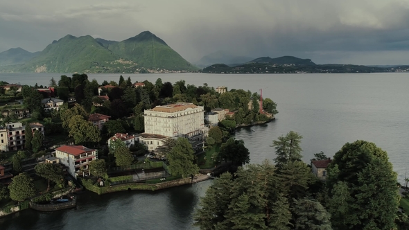 Italian Riviera Houses Drone Flight Near the Mountains, Italy Lake, Drone  Nature Flight Hootel