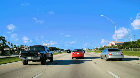 Road Rage High Speed Driving in Florida Highway