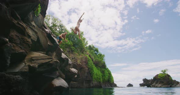 Cliff jumping together