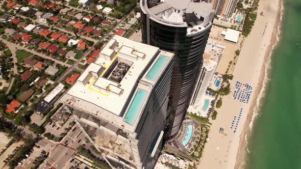 Aerial video Porsche Design Tower and Turnberry Ocean Club Residences