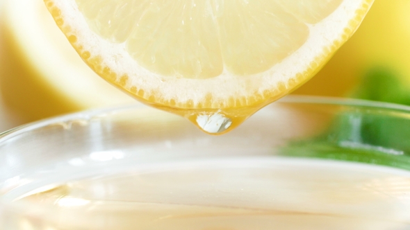 Video of Juice Drops on Ripe Lemon Slice
