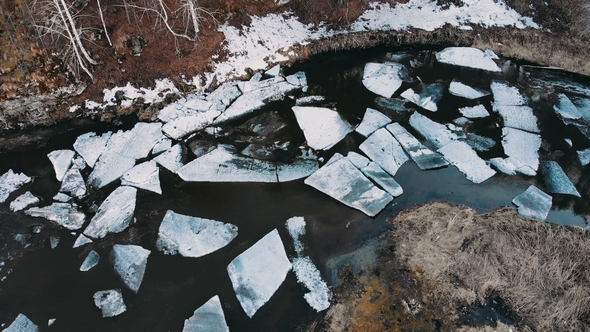 Huge Pieces of Ice on the River During the Ice Debacle