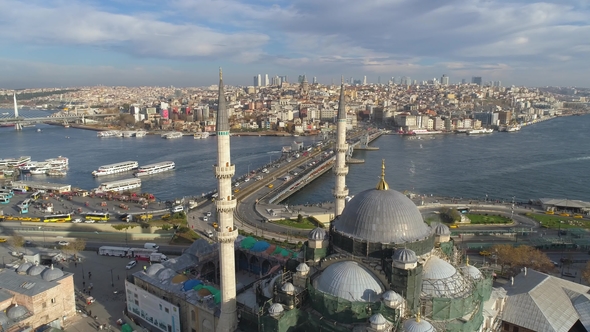 The Blue Mosque Sultanahmet in Istanbul, Turkie. Aerial Drone View Shot. Blue Sky, Sunset.