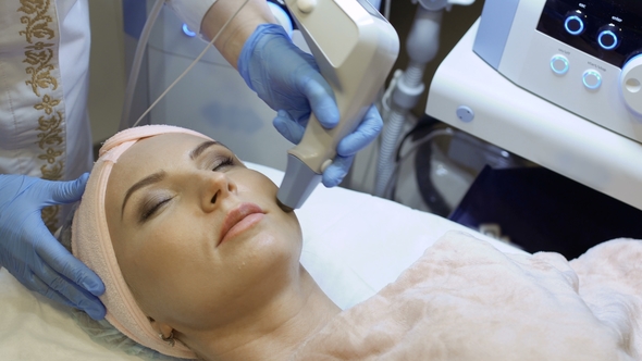 Therapist Makes Rf-lifting Procedure of Facial Skin