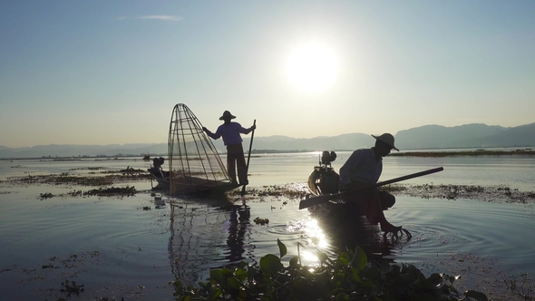 Traditional Burmese Fishermen at Inle Lake