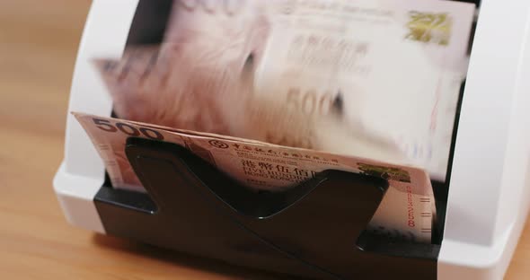 Counting Chinese banknote on machine