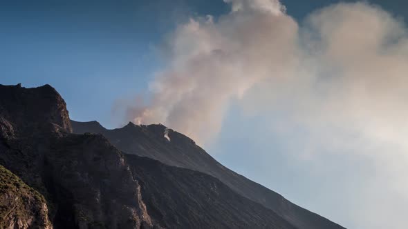 volcano sicily stromboli lava active italy mountain explosive smoke