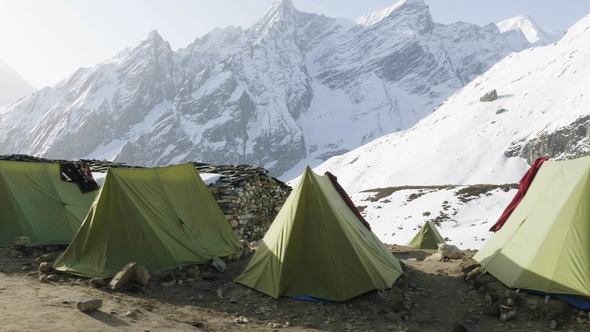 Darmasala Tent Camp on Larke Pass