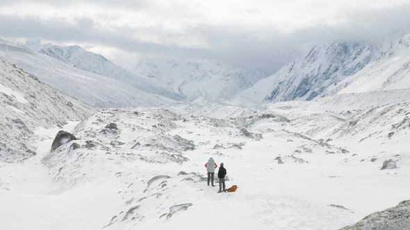 Backpackers on Larke Pass in Nepal, 5100m Altitude. Manaslu Circuit Trek Area