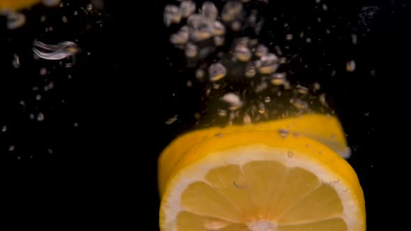 Lemon Splash in Water