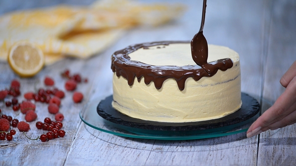 Liquid Chocolate Pouring on the Naked Cake