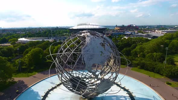 Large Metal Globe Aerial