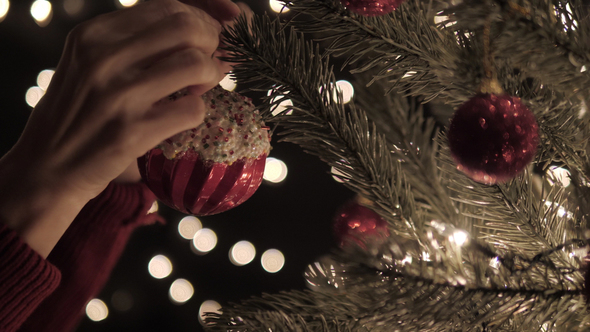 Decorating Christmas Tree