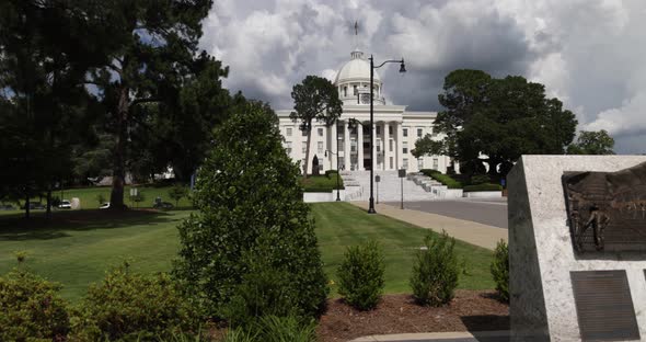 Alabama state capitol in Montgomery with gimbal video moving forward in slow motion.