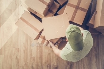ying Cardboard Boxes with Personal Stuff.