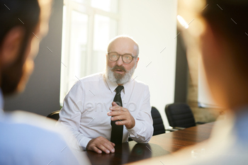 ing conversation with employers at interview